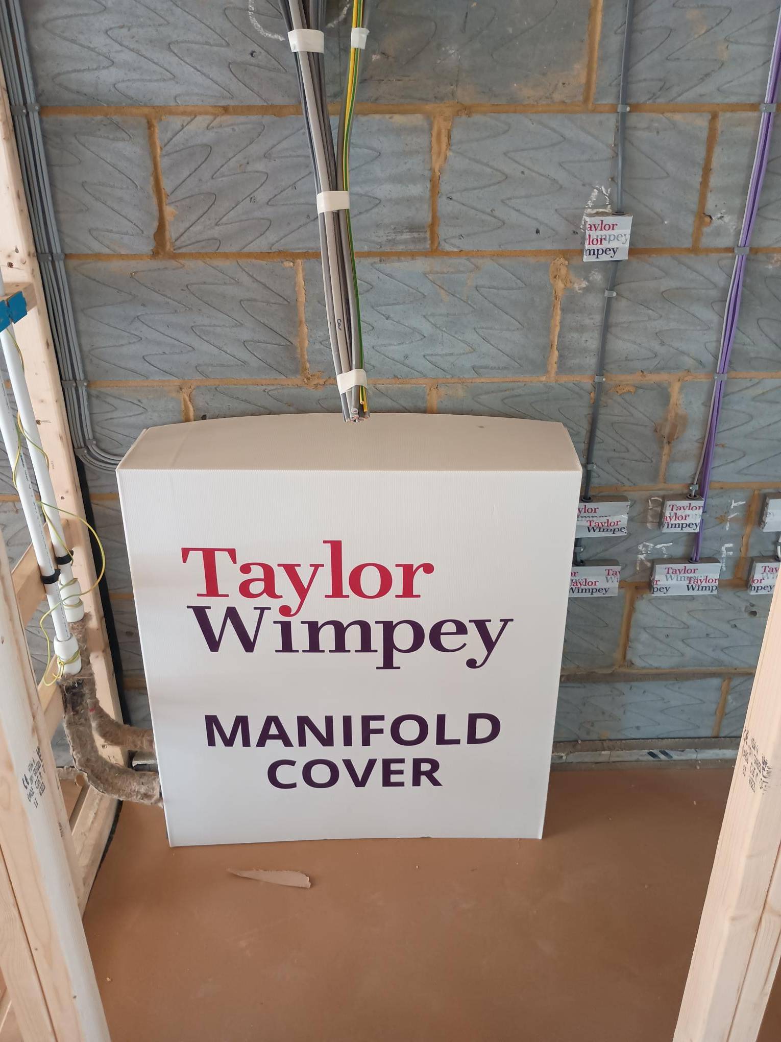 Manifold Cover