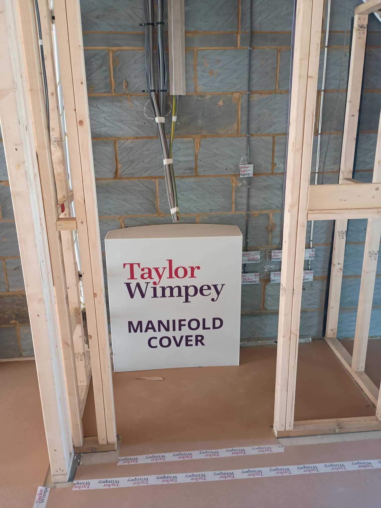 Manifold Cover